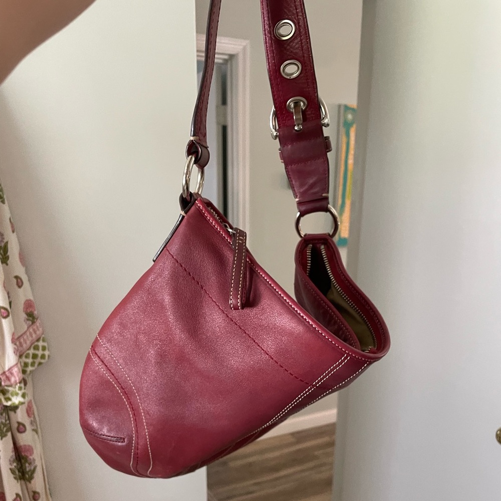 Coach Burgundy Hobo Leather Shoulder Bag - Picture 3 of 16